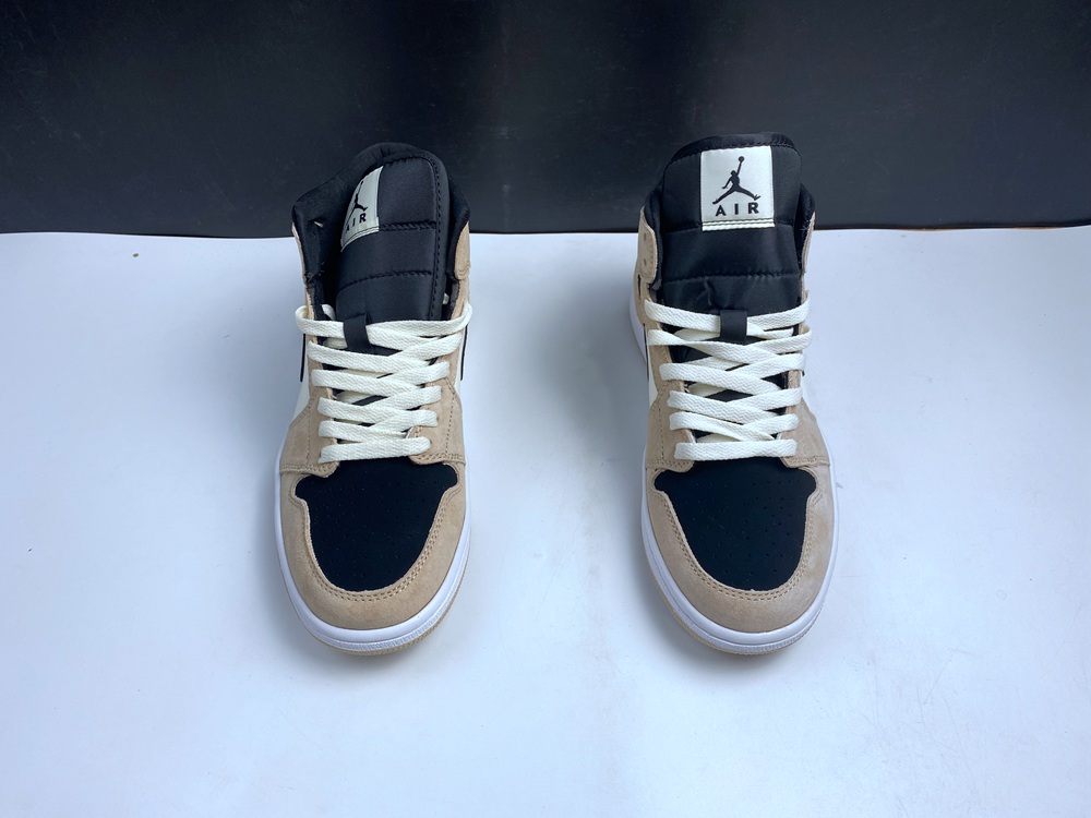 Air Jordan 1 Mid BQ6472 -800